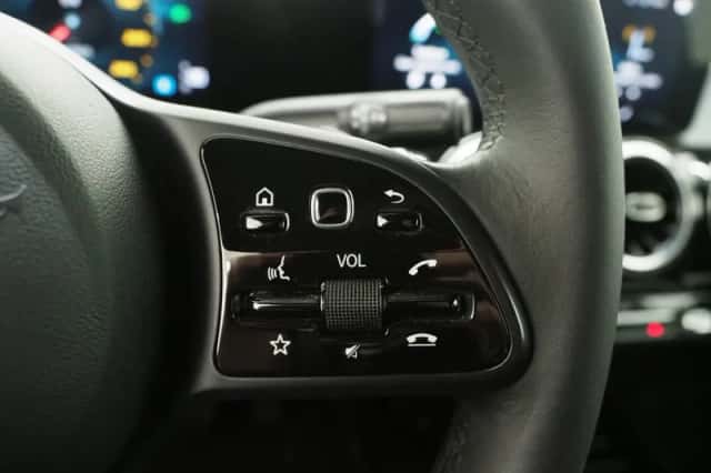 Mercedes-Benz GLB-Klasse (2021) thumbnail 21