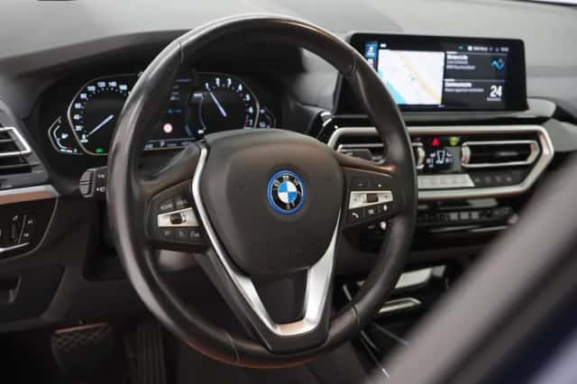BMW X3 (2021) thumbnail 14