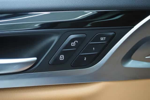 BMW X3 (2021) thumbnail 16