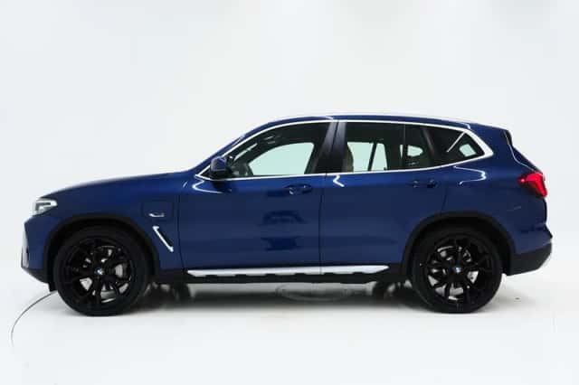 BMW X3 (2021) thumbnail 10