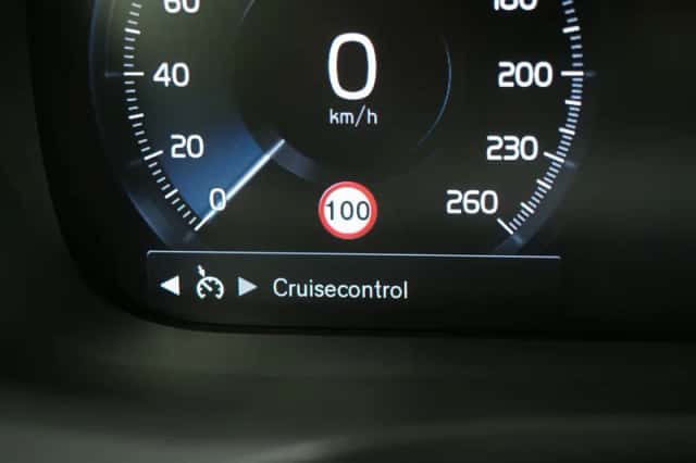 Volvo XC60 (2019) thumbnail 27