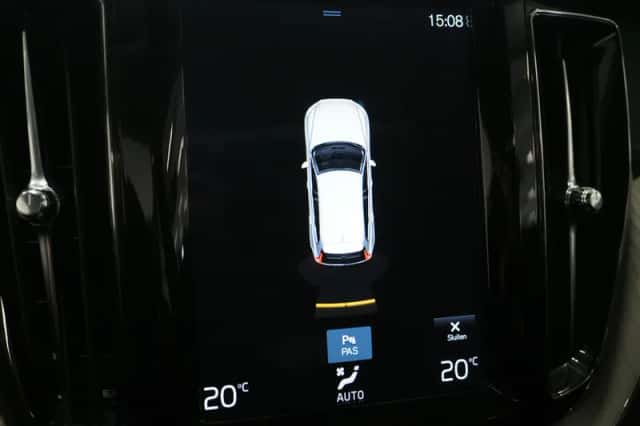 Volvo XC60 (2019) thumbnail 32
