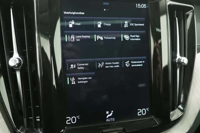 Volvo XC60 (2019) thumbnail 33