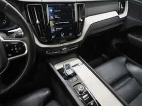 Volvo XC60 (2019) thumbnail 36