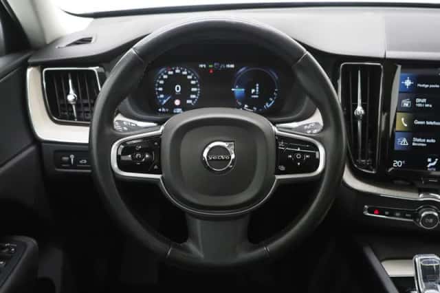 Volvo XC60 (2019) thumbnail 37