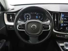 Volvo XC60 (2019) thumbnail 37