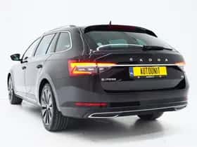 Škoda Superb (2022) thumbnail 3