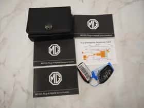 MG MG HS (2022) thumbnail 8
