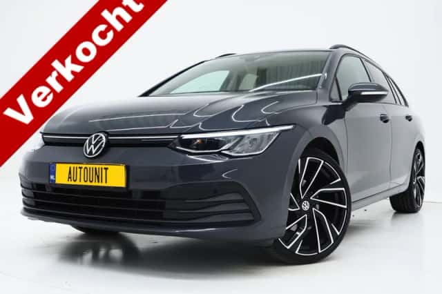 Volkswagen Golf (2022) thumbnail 1