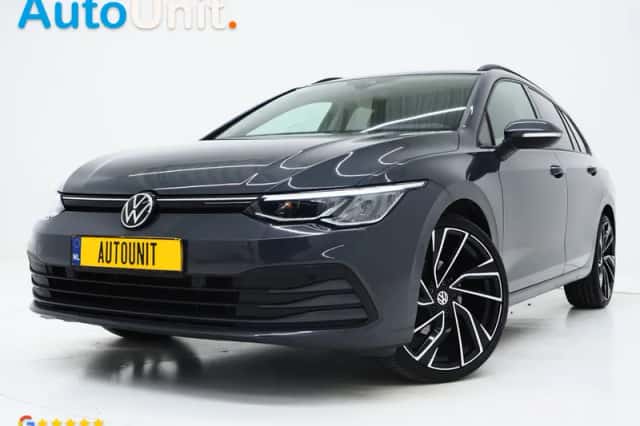 Volkswagen Golf (2022) thumbnail 1