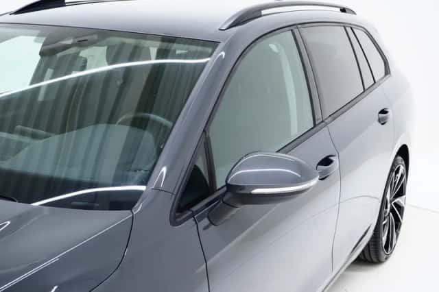 Volkswagen Golf (2022) thumbnail 13