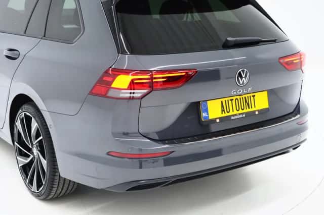 Volkswagen Golf (2022) thumbnail 14
