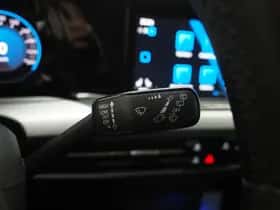 Volkswagen Golf (2022) thumbnail 23