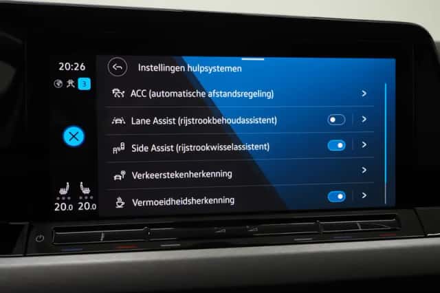 Volkswagen Golf (2022) thumbnail 29