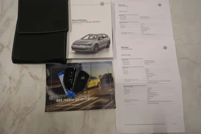 Volkswagen Golf (2022) thumbnail 8