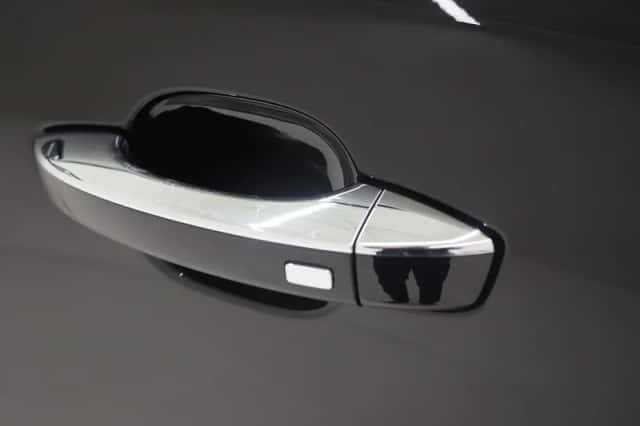 MG MG HS (2023) thumbnail 15