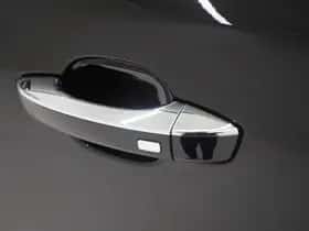MG MG HS (2023) thumbnail 15