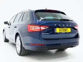 Škoda Superb (2021) thumbnail 3