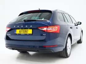 Škoda Superb (2021) thumbnail 9
