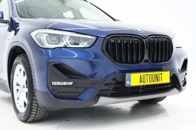 BMW X1 (2020) thumbnail 12