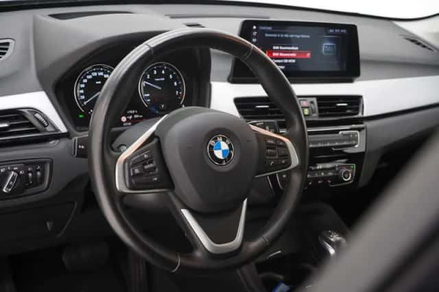 BMW X1 (2020) thumbnail 16