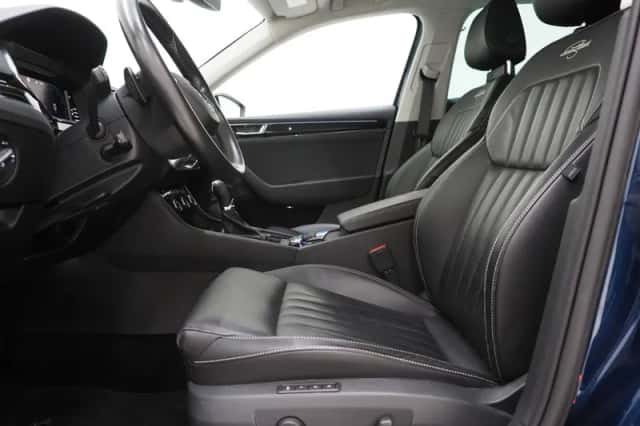 Škoda Superb (2021) thumbnail 17