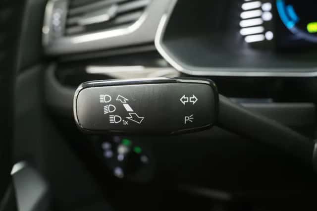 Škoda Superb (2021) thumbnail 23