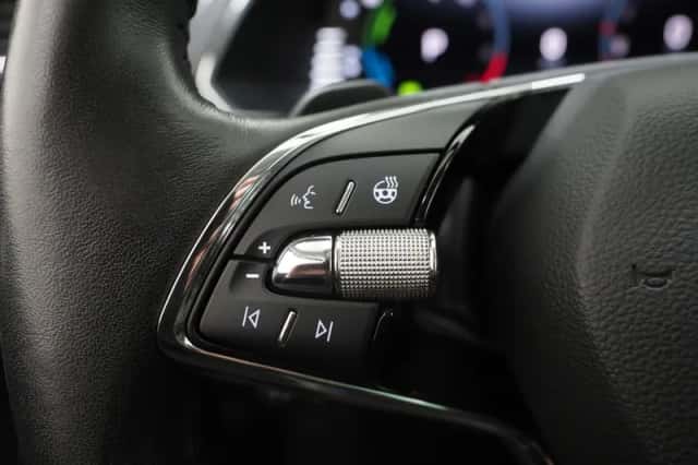 Škoda Superb (2021) thumbnail 25