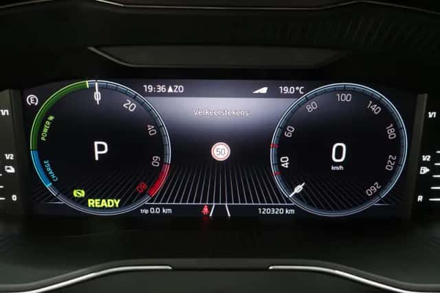 Škoda Superb (2021) thumbnail 28