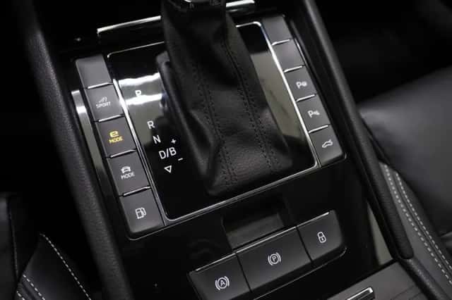 Škoda Superb (2021) thumbnail 36