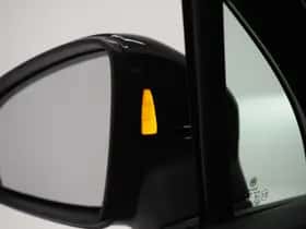 Volkswagen Tiguan (2021) thumbnail 15