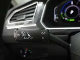 Volkswagen Tiguan (2021) thumbnail 20