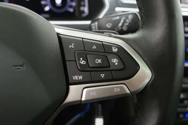Volkswagen Tiguan (2021) thumbnail 22
