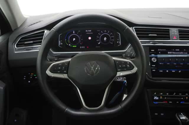 Volkswagen Tiguan (2021) thumbnail 34