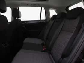 Volkswagen Tiguan (2021) thumbnail 35