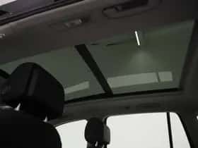 Volkswagen Tiguan (2021) thumbnail 36