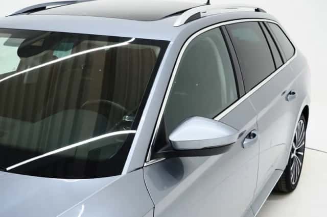 Škoda Superb (2021) thumbnail 12