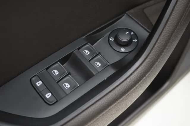 Škoda Superb (2021) thumbnail 17