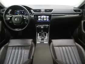 Škoda Superb (2021) thumbnail 4