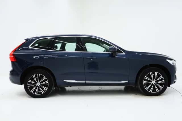 Volvo XC60 (2022) thumbnail 11