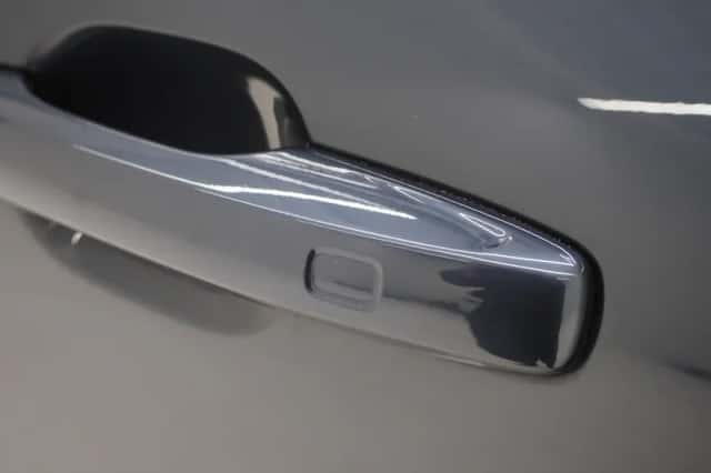 Volvo XC60 (2022) thumbnail 16