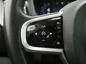 Volvo XC60 (2022) thumbnail 24