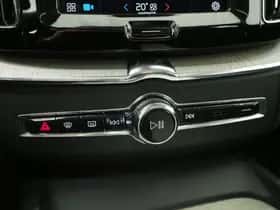 Volvo XC60 (2022) thumbnail 33