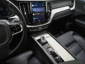 Volvo XC60 (2022) thumbnail 35