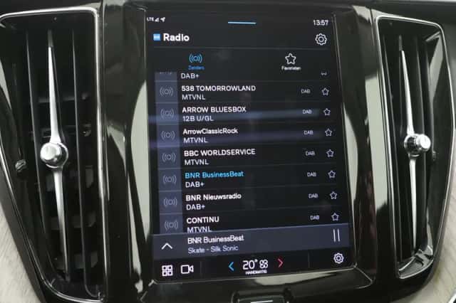 Volvo XC60 (2022) thumbnail 37