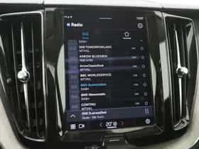 Volvo XC60 (2022) thumbnail 37