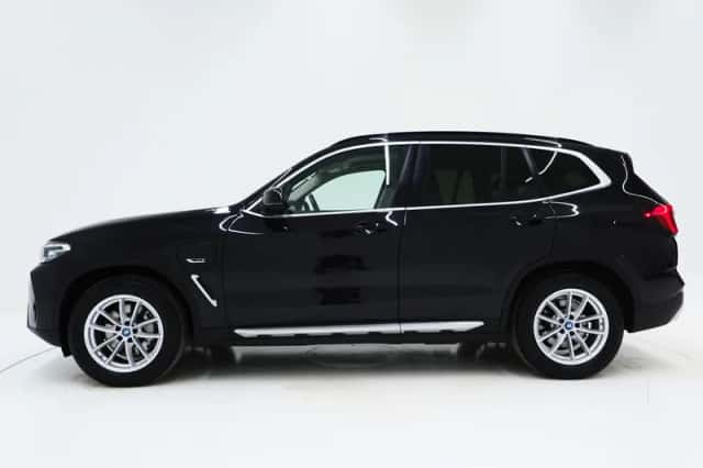 BMW X3 (2021) thumbnail 2