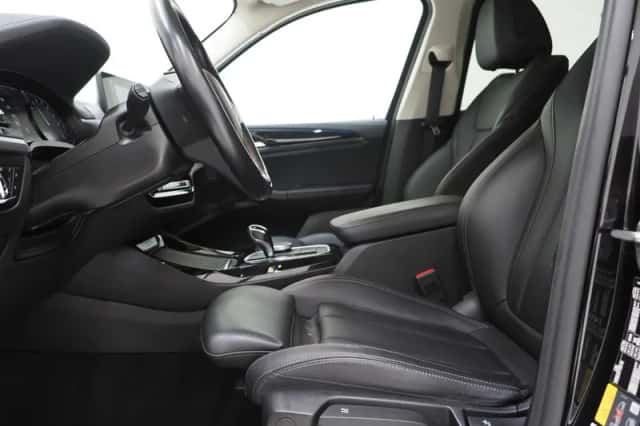 BMW X3 (2021) thumbnail 16