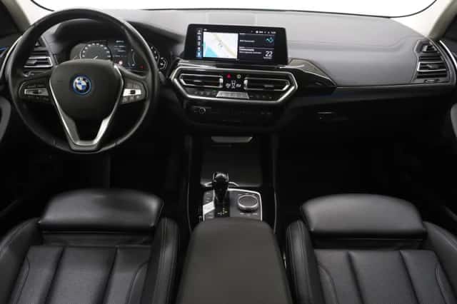 BMW X3 (2021) thumbnail 5