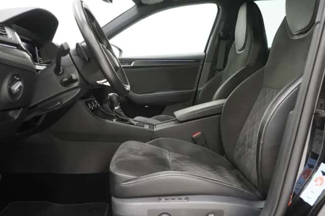 Škoda Superb (2022) thumbnail 16